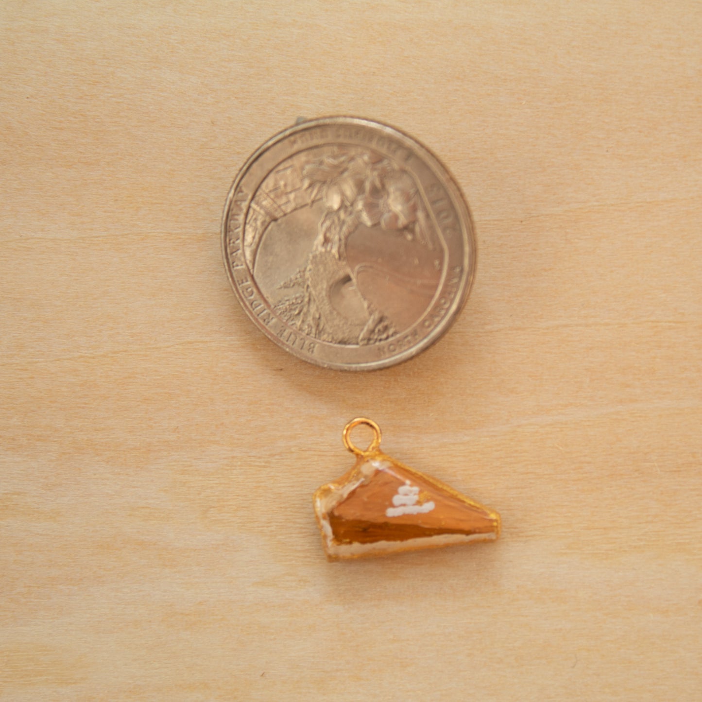 Pumpkin Pie Charm - CHARM26