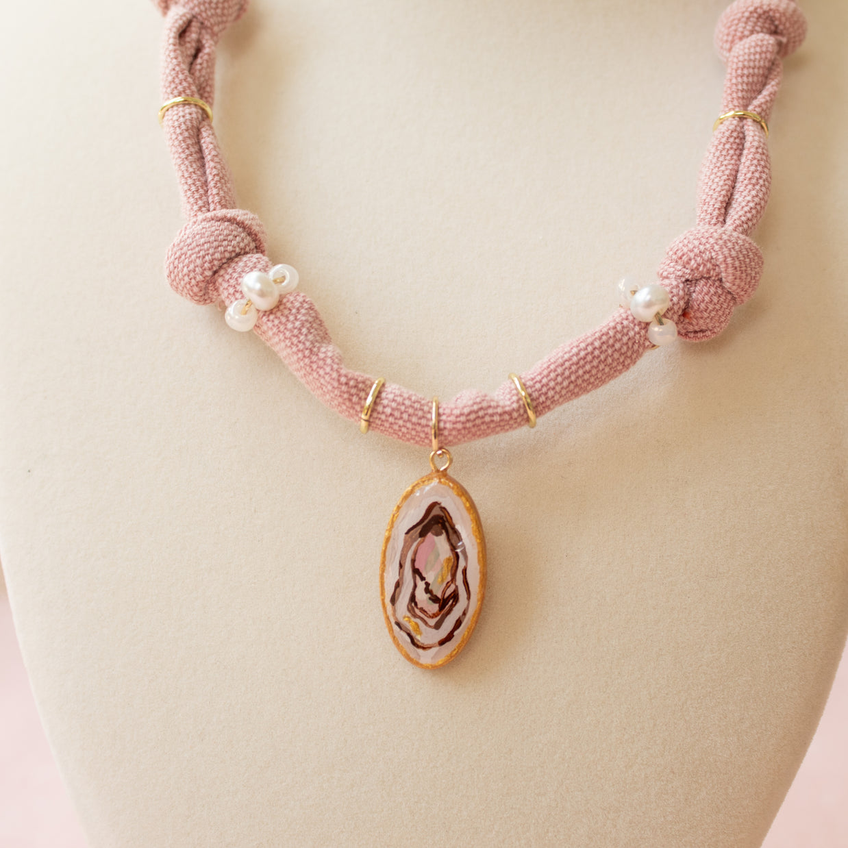 Oyster Bandana Necklace