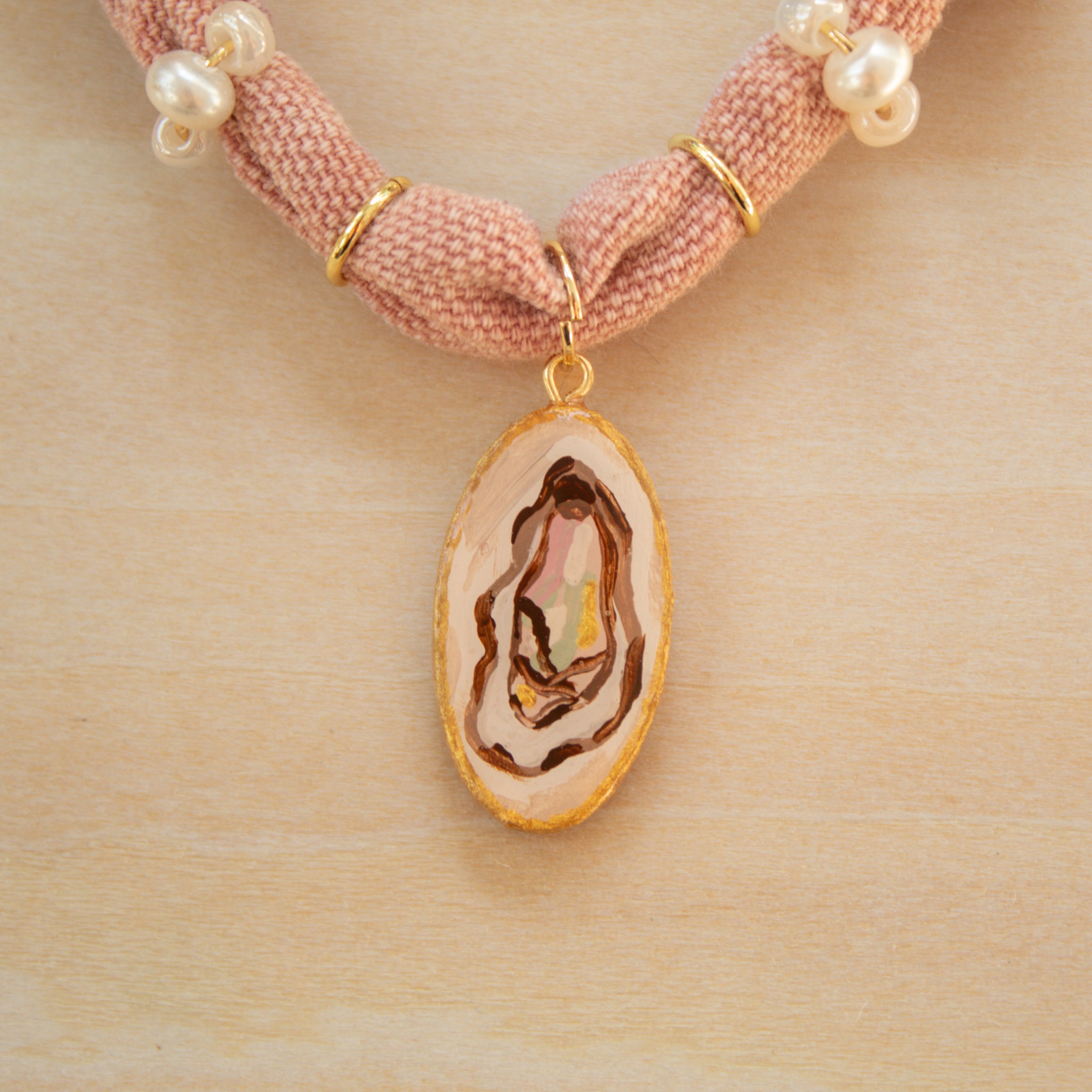 Oyster Charm - CHARM39
