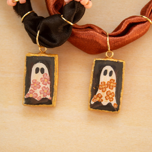 Floral Ghost Charm - CHARM40